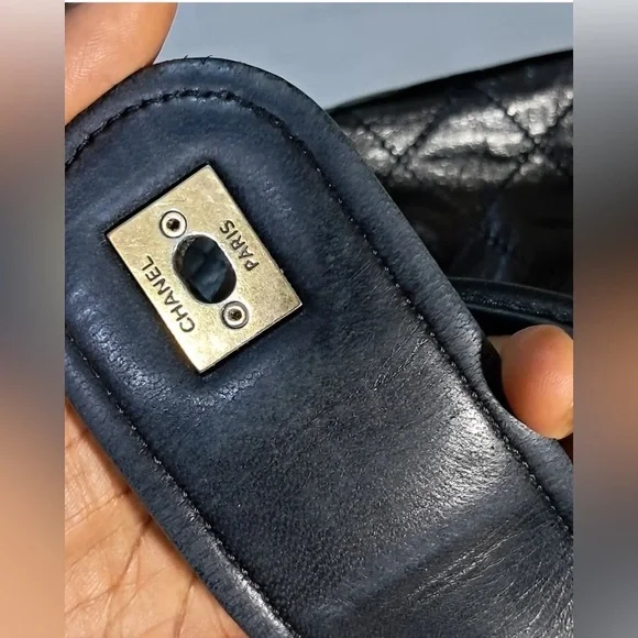 Chanel Stingray Glazed Calfskin Bindi Tote Bag - Picture 6 of 15